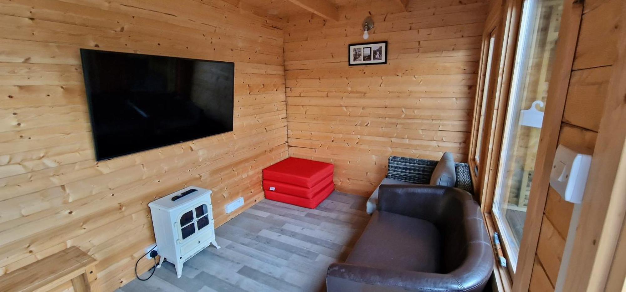 Cheerful 2 Bed Home With Mountain Views Blaenau Ffestiniog Kültér fotó